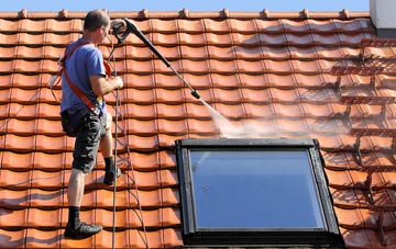 roof cleaning Devon